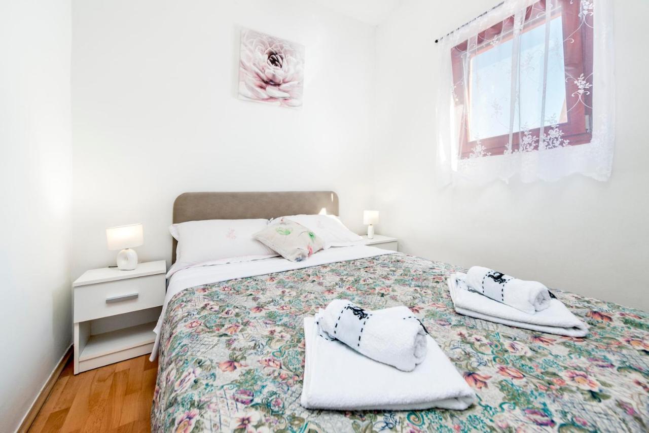 Studio Nena Rovinj Exterior foto
